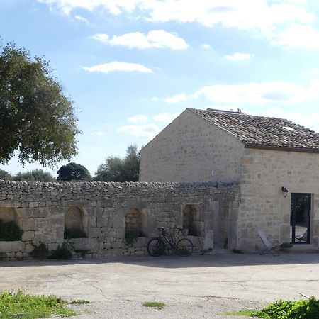 Agriturismo Fondo Paliemmu 莫迪卡 外观 照片