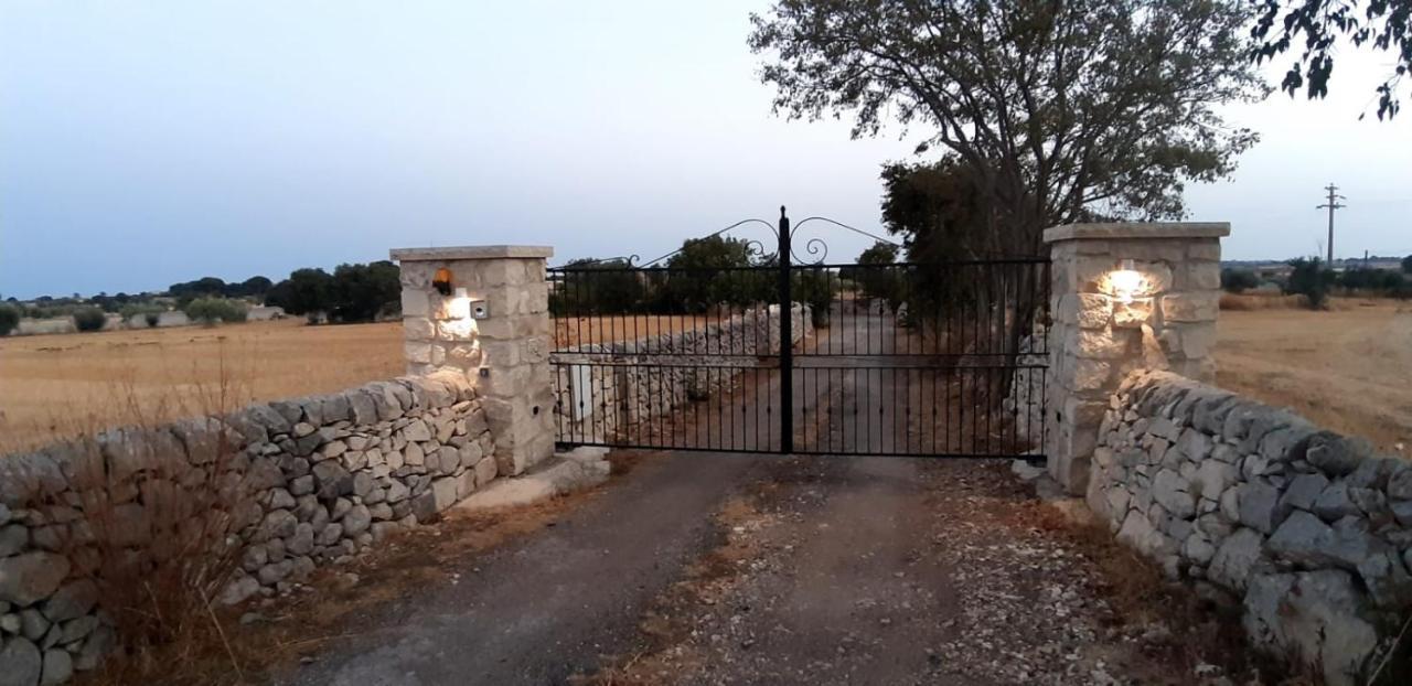 Agriturismo Fondo Paliemmu 莫迪卡 外观 照片