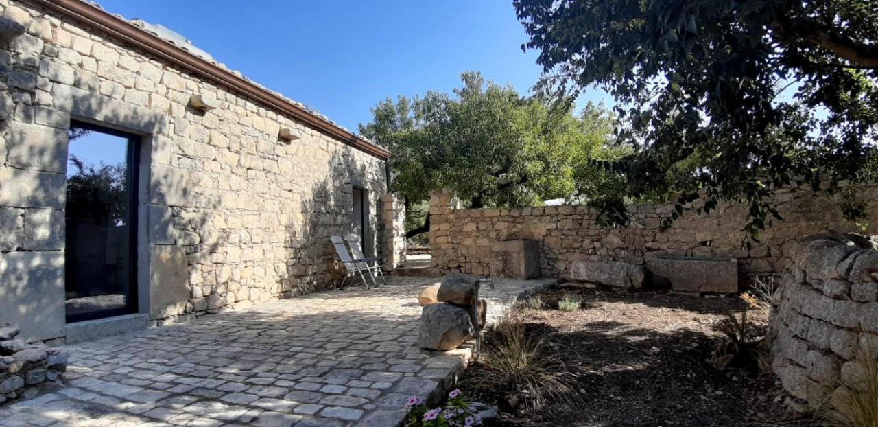 Agriturismo Fondo Paliemmu 莫迪卡 外观 照片
