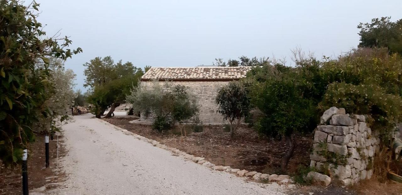 Agriturismo Fondo Paliemmu 莫迪卡 外观 照片